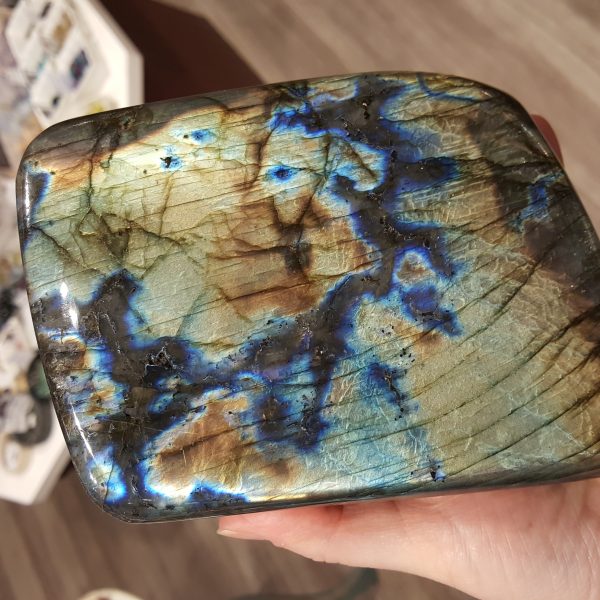 20190606_111621_001 crystal