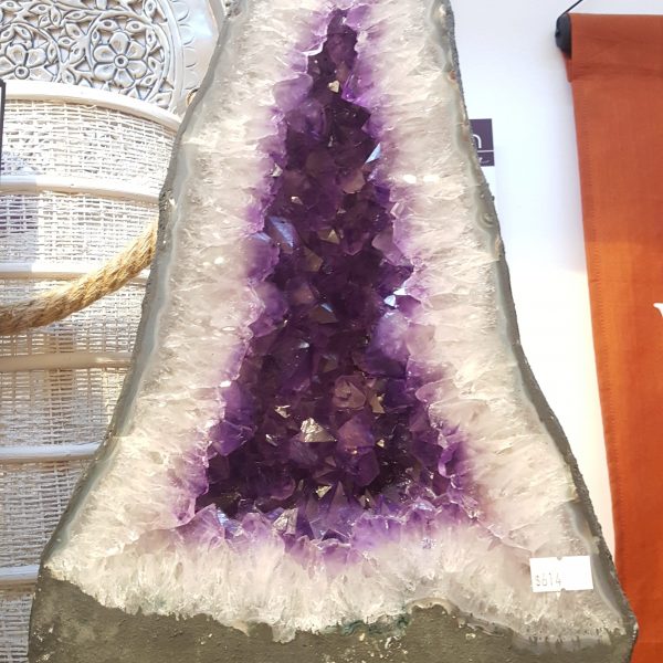 20190606_185118 geode